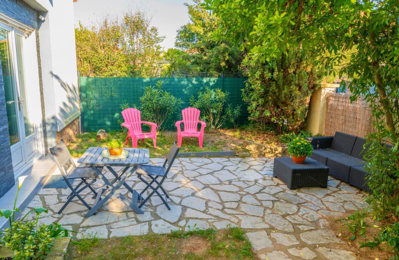 Studio Au Calme Tout Confort Proche Des Plages - Jardin Wifi Parking Fréjus Buitenkant foto