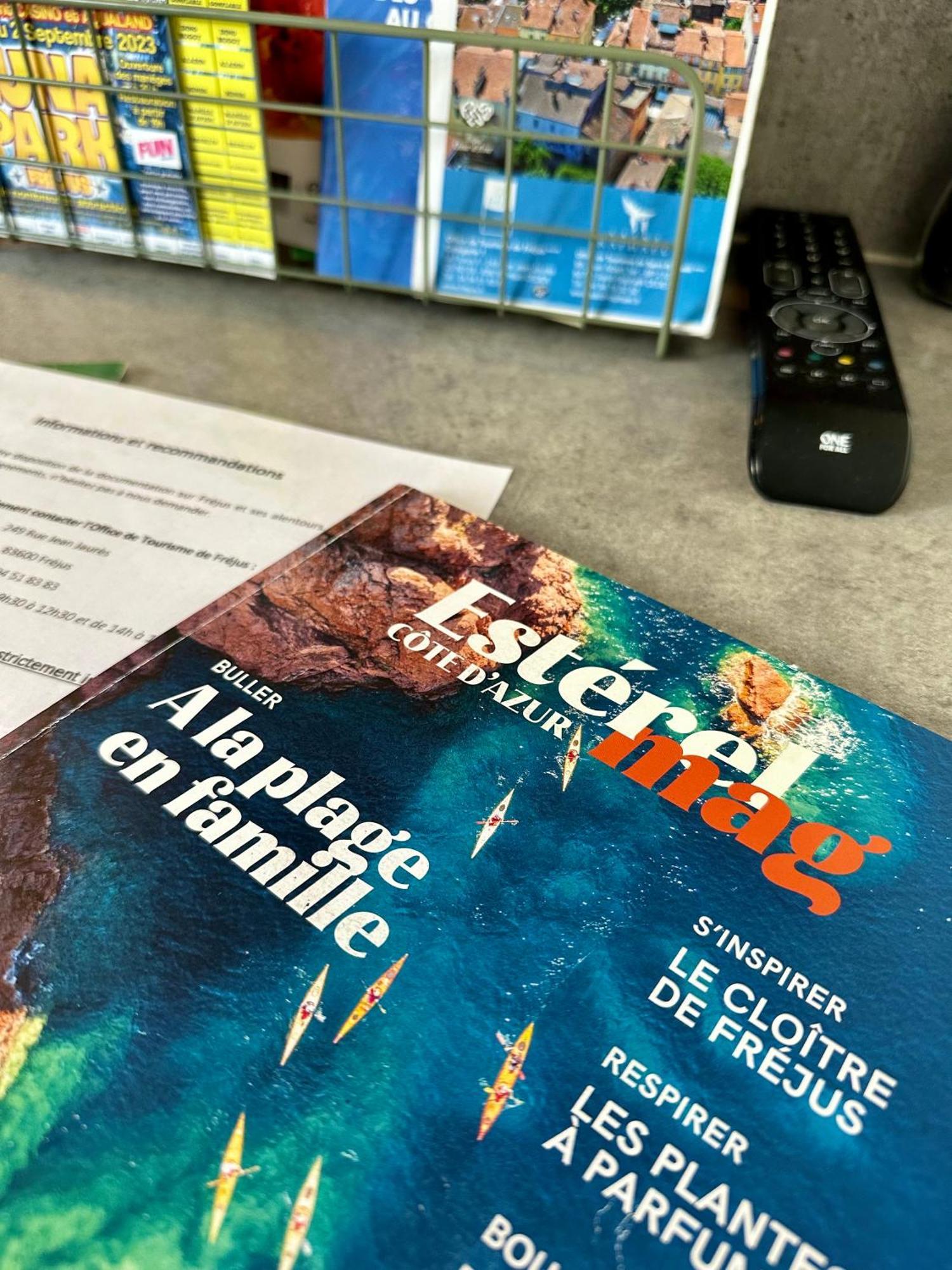 Studio Au Calme Tout Confort Proche Des Plages - Jardin Wifi Parking Fréjus Buitenkant foto